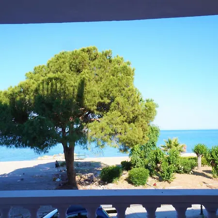Boutique Seaview Apts Апартаменты